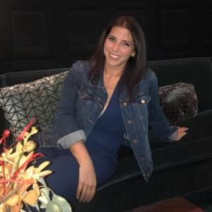 Meet your Posher, Debbie